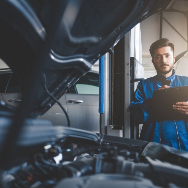 Jak Sprawdzić Poziom Oleju?