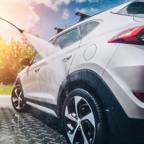 Mycie Auta na Myjni Krok po Kroku: poradnik dla początkujących.