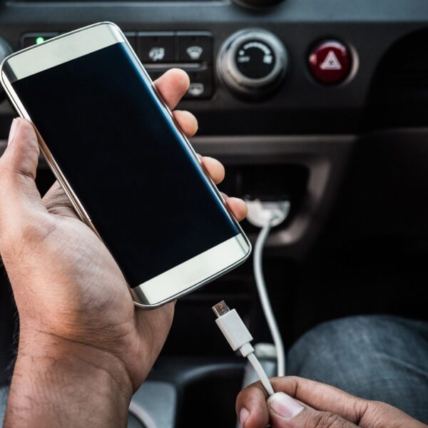 Najlepsze Aplikacje Mobilne dla Kierowców