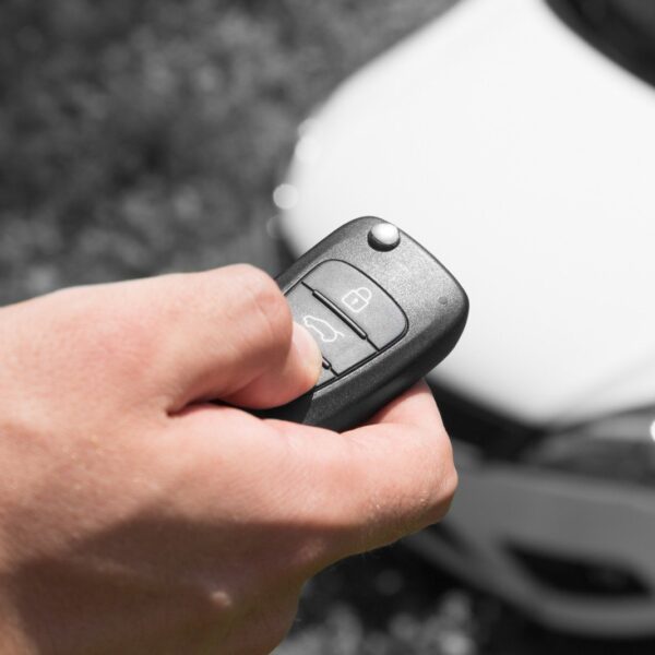 Jak Wybrać Najlepszy Autoalarm dla Twojego Samochodu?