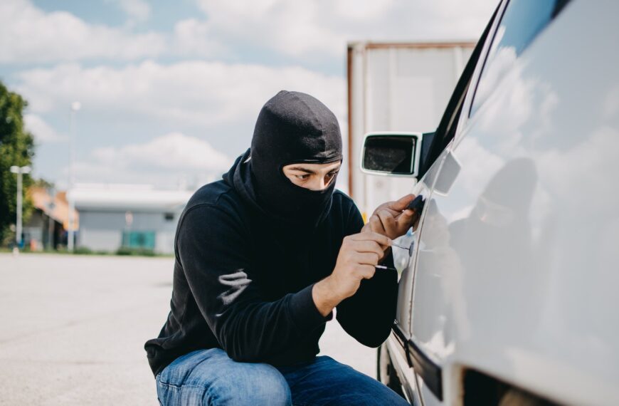 Jak Zabezpieczyć Auto Przed Kradzieżą: Nowoczesne Metody